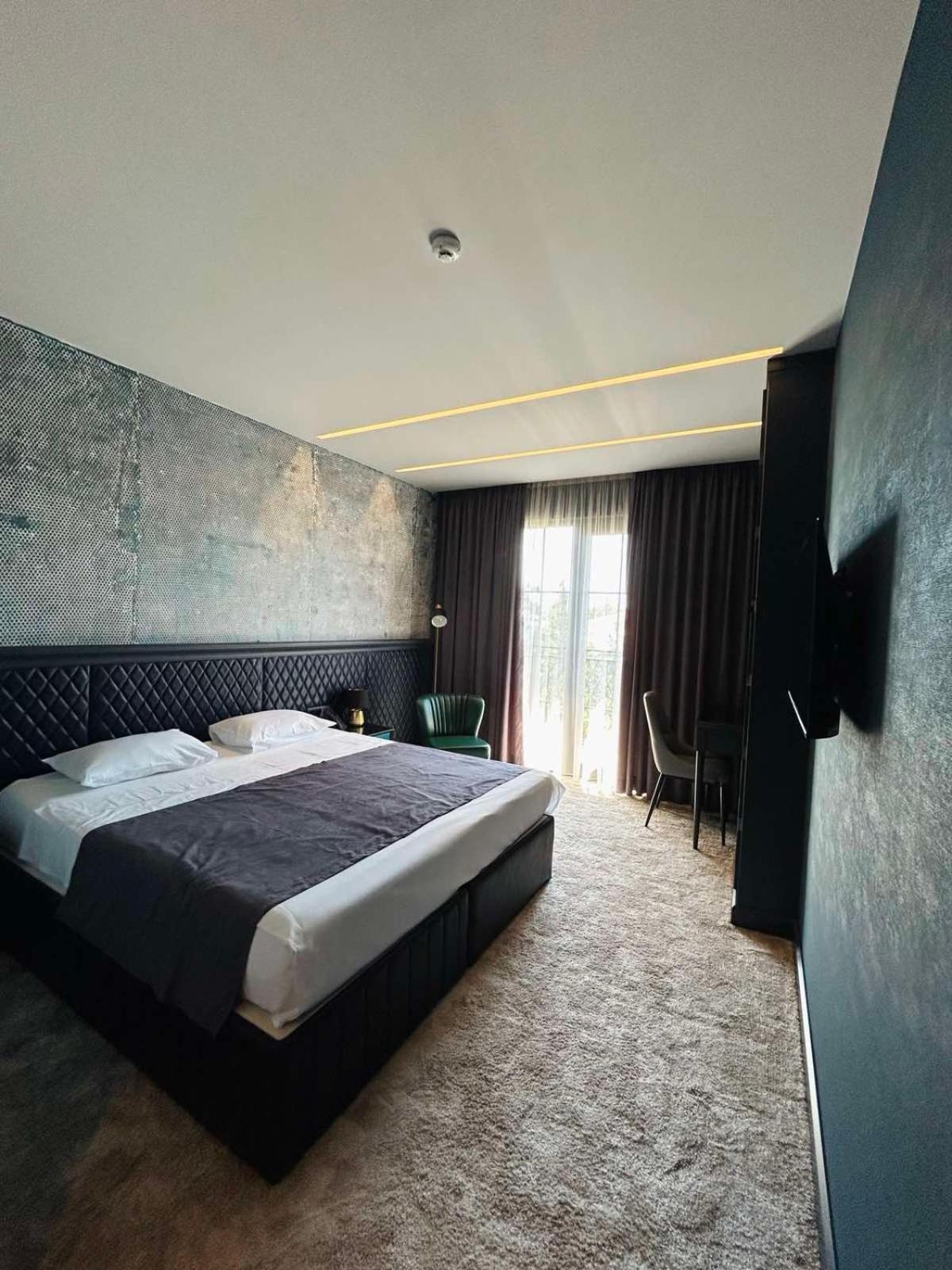 Hotel Solomon à Koutaïssi Extérieur photo