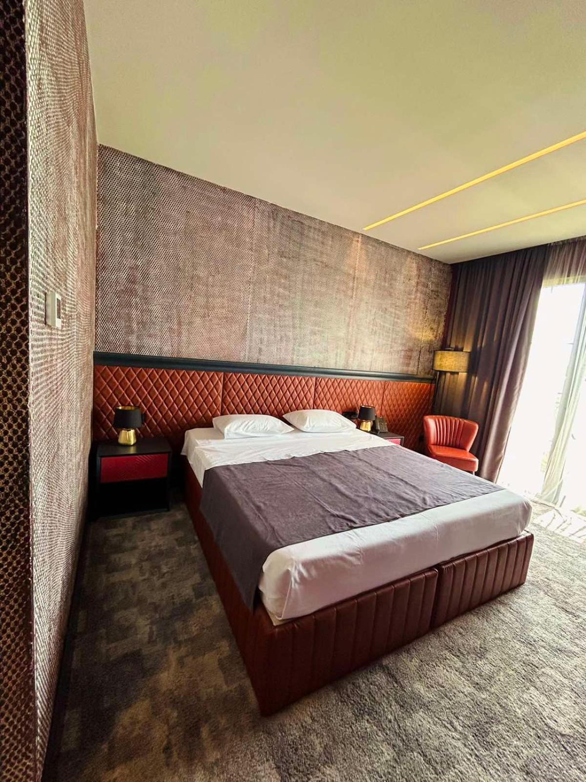 Hotel Solomon à Koutaïssi Extérieur photo