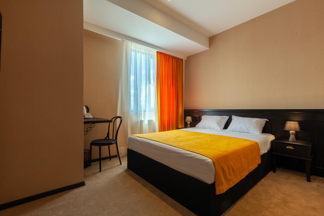 Hotel Solomon à Koutaïssi Extérieur photo